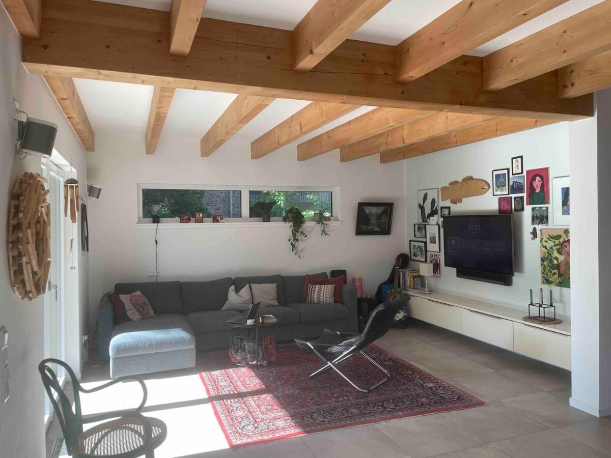 Modernes Holzhaus Im Skandinavischen Stil Mit Sauna, Garten Und 2 Katzen Norderstedt Eksteriør billede